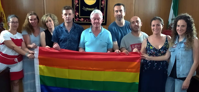 28J, el grupo socialista en el Ayuntamiento de Pedroche muestra su apoyo al colectivo LGTBI